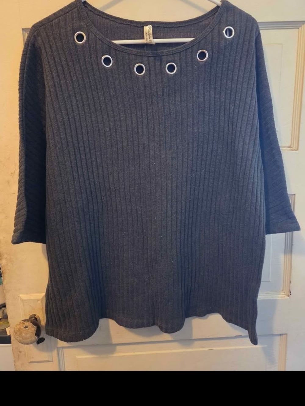 Perseption Ribbed Tunic Top - Dark Gray with Grommet